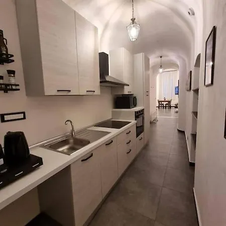 La Cisterna Dei Rolli Apartment *