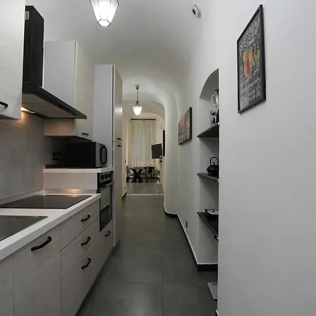 La Cisterna Dei Rolli