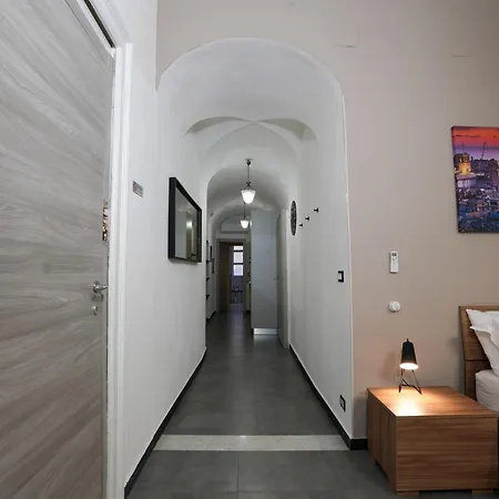 La Cisterna Dei Rolli * Genua